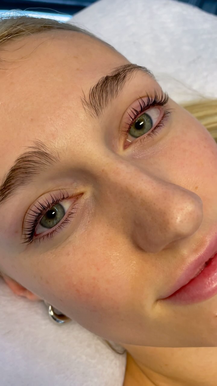 Lash lift + tint
Product: @inlei
Last 5-7 weeks depending on natural lash growth
Low maintenance
Aftercare: no heat or steam the first 24hours