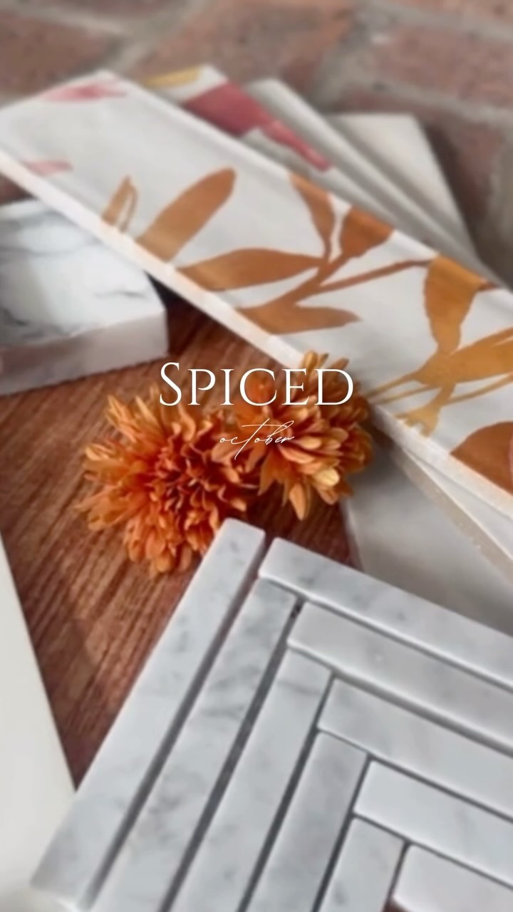 Autumn has made her presence known: softly falling leaves dance their way to the ground in rich, dazzling color 🍁🍂 October inspires cozy vibes infused with deliciously warm spice ✨
#inspiredbynature
#riinteriordesigner
#october2024
#redandgold