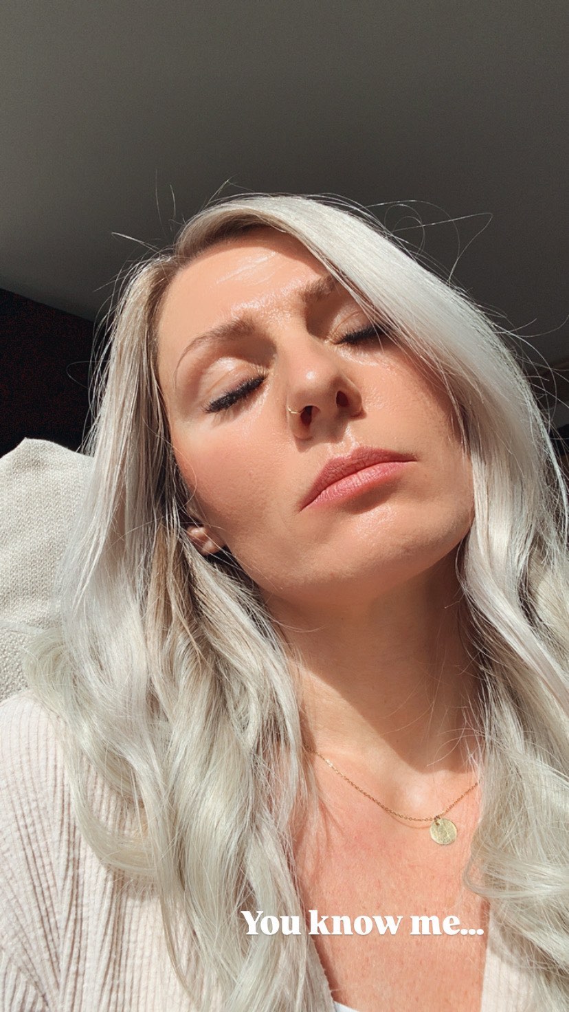 Get to know your lash & brow artist.
Is there anything that surprised you?
Something that we have in common?
I would like to know!
#Youknowme