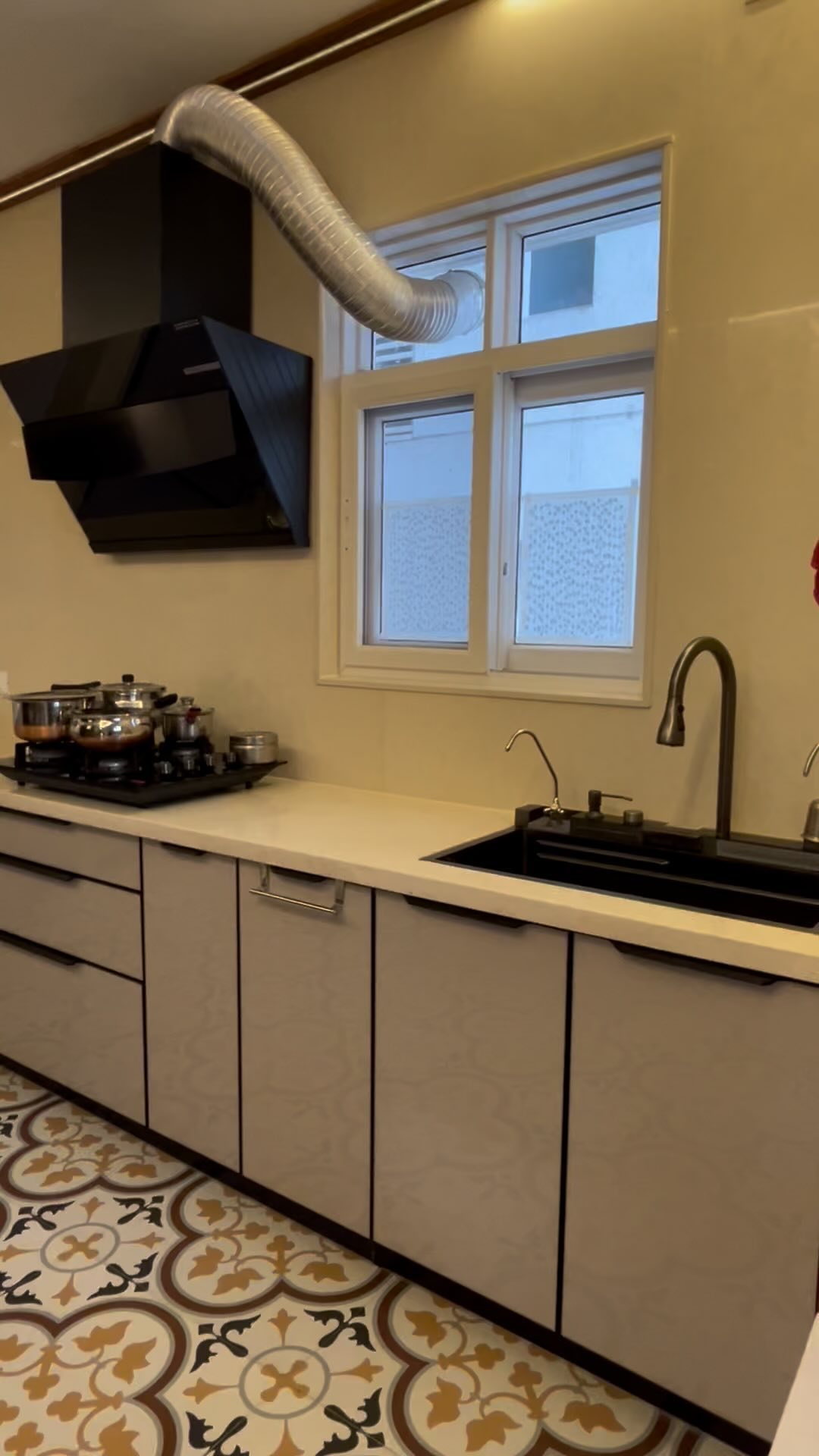 Tailor-made Modular kitchen concept #interiordesign #kitchen #modular