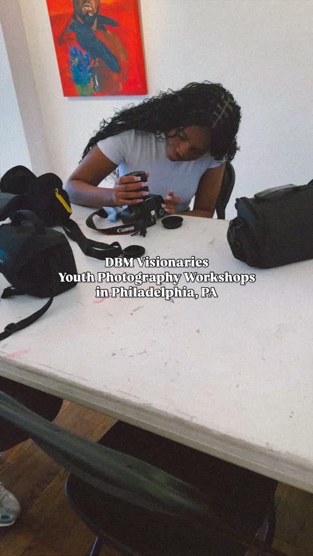 ✨SU25-S1 Youth Photography Workshop: Newbies✨⬇️
🌟 Last week, we welcomed our Newbies, which are new students who’s never taken our workshop before. We talked about the history of camera & went into basic camera operations so they can practice. Let’s see what more we can squeeze in within 6 weeks! 📸
- - - -
🌟 Do you have a preteen/teen interested in photography? Sign them up for our Youth Photography Workshops! With our continuous partnership with @urbanartgallery, we’ve been able to provide free youth photography classes for the past 2 years! 🎉🌟
💻 Registration for Summer 2025 Session 2 opens at our showcase on Saturday, July 19th at 5pm. Subscribe to our newsletter to learn about future workshops (Link in Bio)! 🌎
•
•
•
#DBMVisionaries #UrbanArtGallery #YouthPhotographyProgram #Day1 #Excitement #NervousButReady #CaptureTheMoment #PhotographyJourney #PhillyPhotographers #AspiringPhotographers #YouthPhotographers
