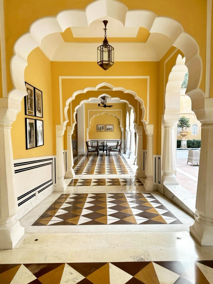 India bewitches with her beauty. Want to experience all this and more first hand?
I have been lucky to be invited to co-host another design lovers trip with Jean from @glamgirlsluxtravels and would love for you to come with us this November as we tour through Delhi, Udaipur & Jaipur.
The itinerary is indeed action packed with sightseeing, touring, shopping and fabulous Indian dining. Yet there is also the opportunity to unwind and enjoy the beautiful hotels we stay in (each selected for the beautiful decor and design they offer).
If this sounds like something that would light you up we would love to have you join. DM for more information.
#jaipurtravel
#udaipurtravel
#delhitravel
#incredibleindia
#indiajoy
#indiatravel
#luxurytravelindia
#womensolotravel
#bespokeIndiatour