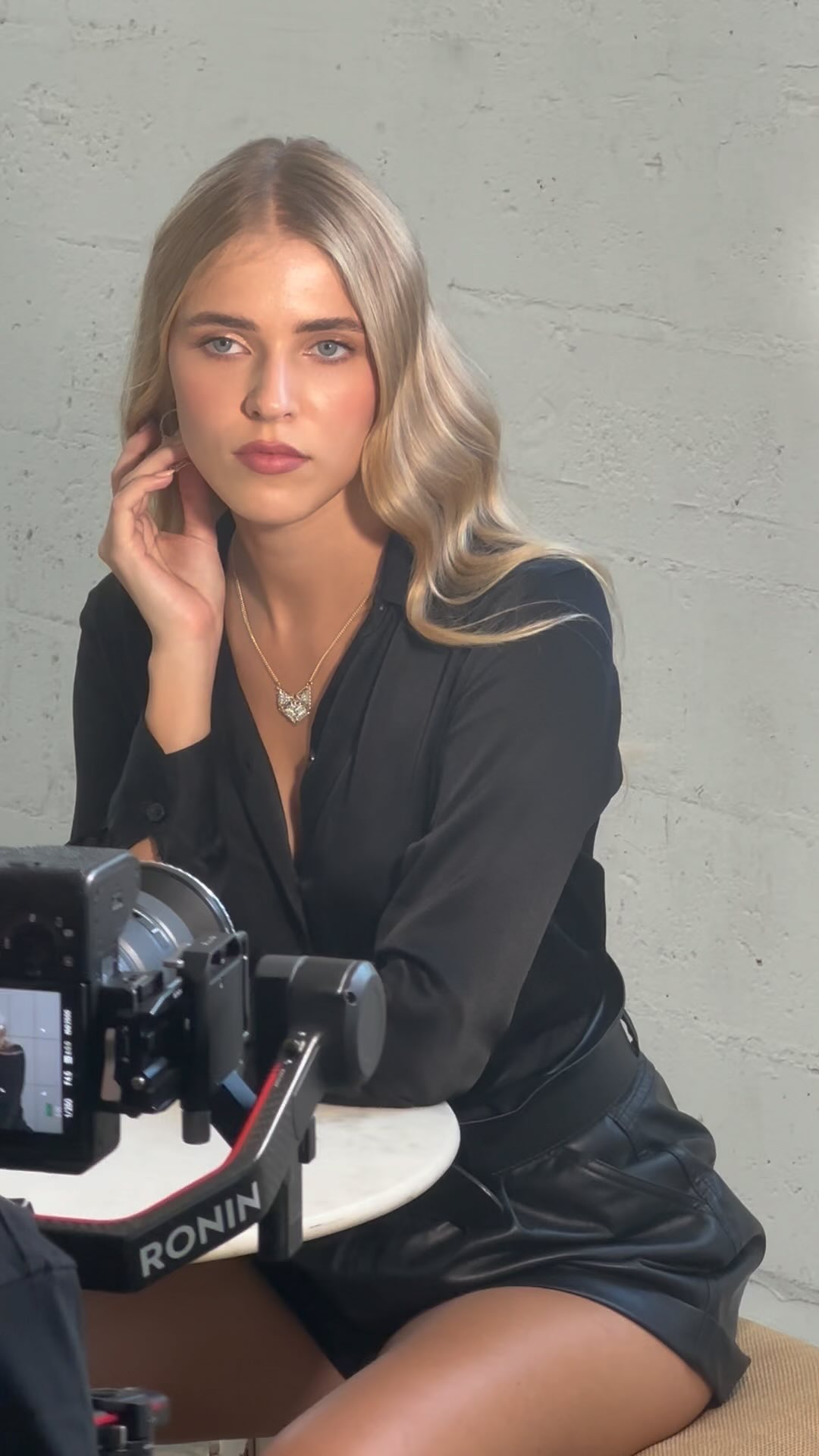 🌟Who says jewelry can’t multitask? This “LUNARA”set is ready for your coffee runs, dinner plans, and everything in between. Style that’s as flexible as your plans! ✨
#EverydayElegance #JewelryThatMoves #UnapologeticallyYou #UniquelyYours #EffortlessStyle #DayToNight #TimelessJewelry #StyleUpgrade #MeaningfulJewelry #ExploreCollection