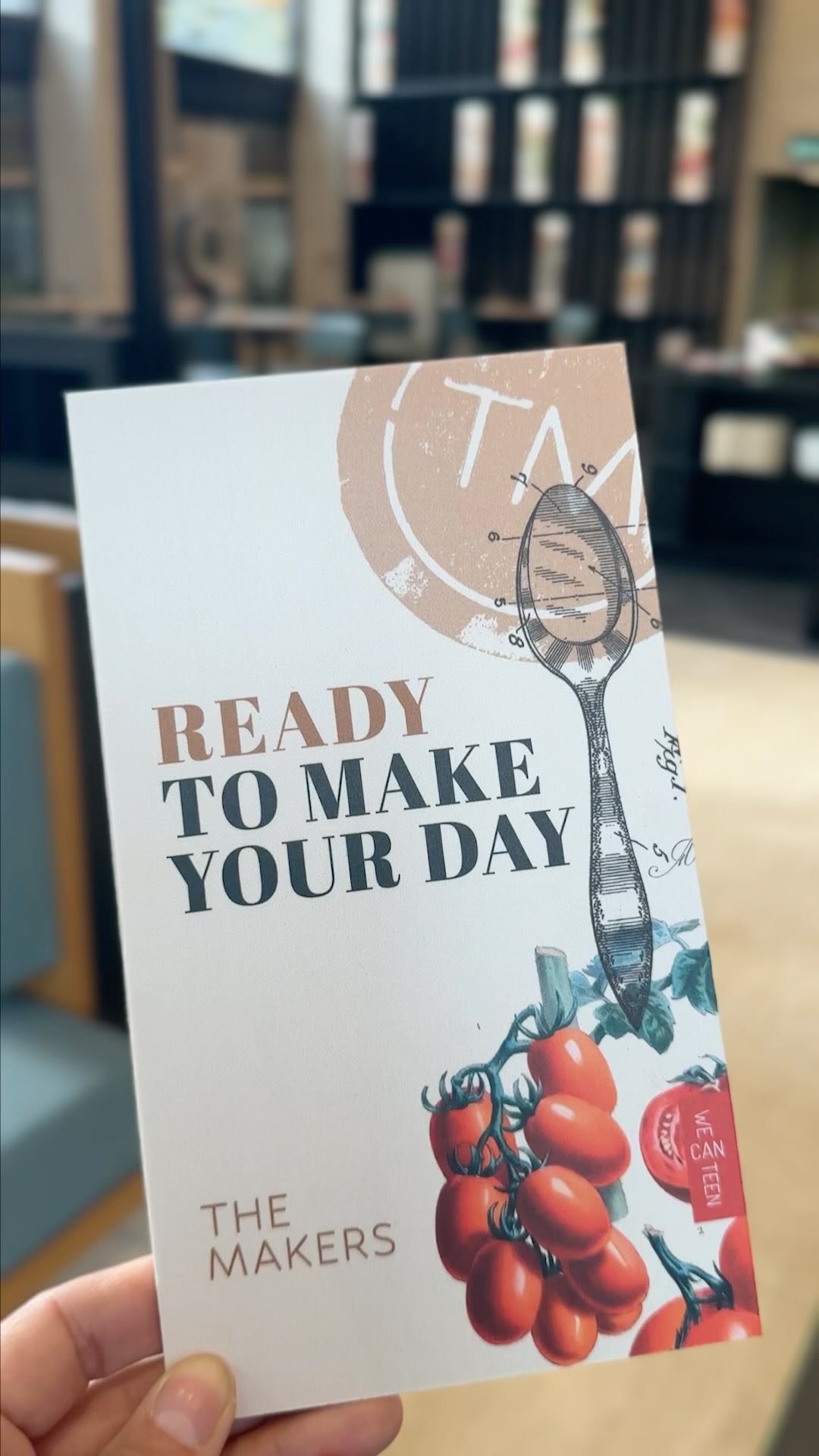 Middenin het Rotterdamse Makers District, aan het Marconiplein, staat de Rotterdam Science Tower. Hier opende We Canteen deze maand een nieuw restaurant: The Makers. Heel toepasselijk, want het verwijst niet alleen naar het gebied, maar ook naar de ambachtelijke stijl van onze gerechten. 👩🍳 Onze chefs maken namelijk alles vers, vanaf de basisingrediënten, helemaal in hun eigen keuken. En kijk eens wat dat oplevert… 🍽️✨
The Makers. Ready to MAKE your day! 💥
#TheMakers #WeCanteen #VersUitEigenKeuken #Rotterdam #MakersDistrict #EetLokaal #CulinaireKunst