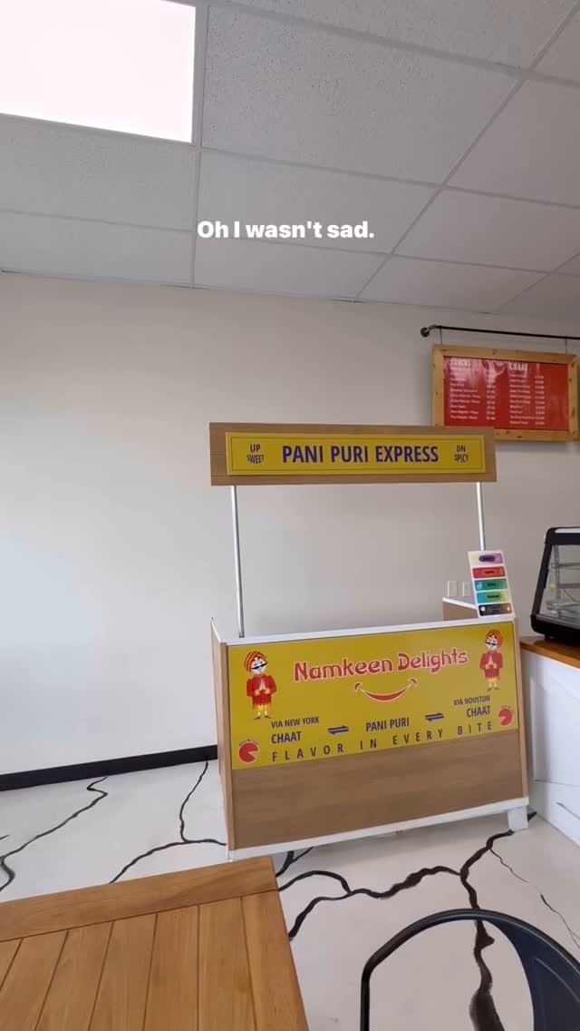 When your cravings say chatpata, we answer with garlic sev, gathia, papdi gathia and more! Fresh, crunchy, and full of flavor — this is the real snack attack. 💥 Pull up and taste the streets of India, one bite at a time. 🇮🇳❤️
🎁 GIVEAWAY TIME!
Tag a friend & follow us to win a $20 gift card to Namkeen Delights!
#NamkeenDelights #FarsanFiesta #IndianSnacks #DesiCravings #GathiaLovers #GarlicSevGoals #PapdiPerfection #SnackAttack #GujaratiSnacks #StreetFoodVibes #FoodieReel #CrunchyCravings #ChaiAndFarsan #NYCDesiEats #SpiceItUp