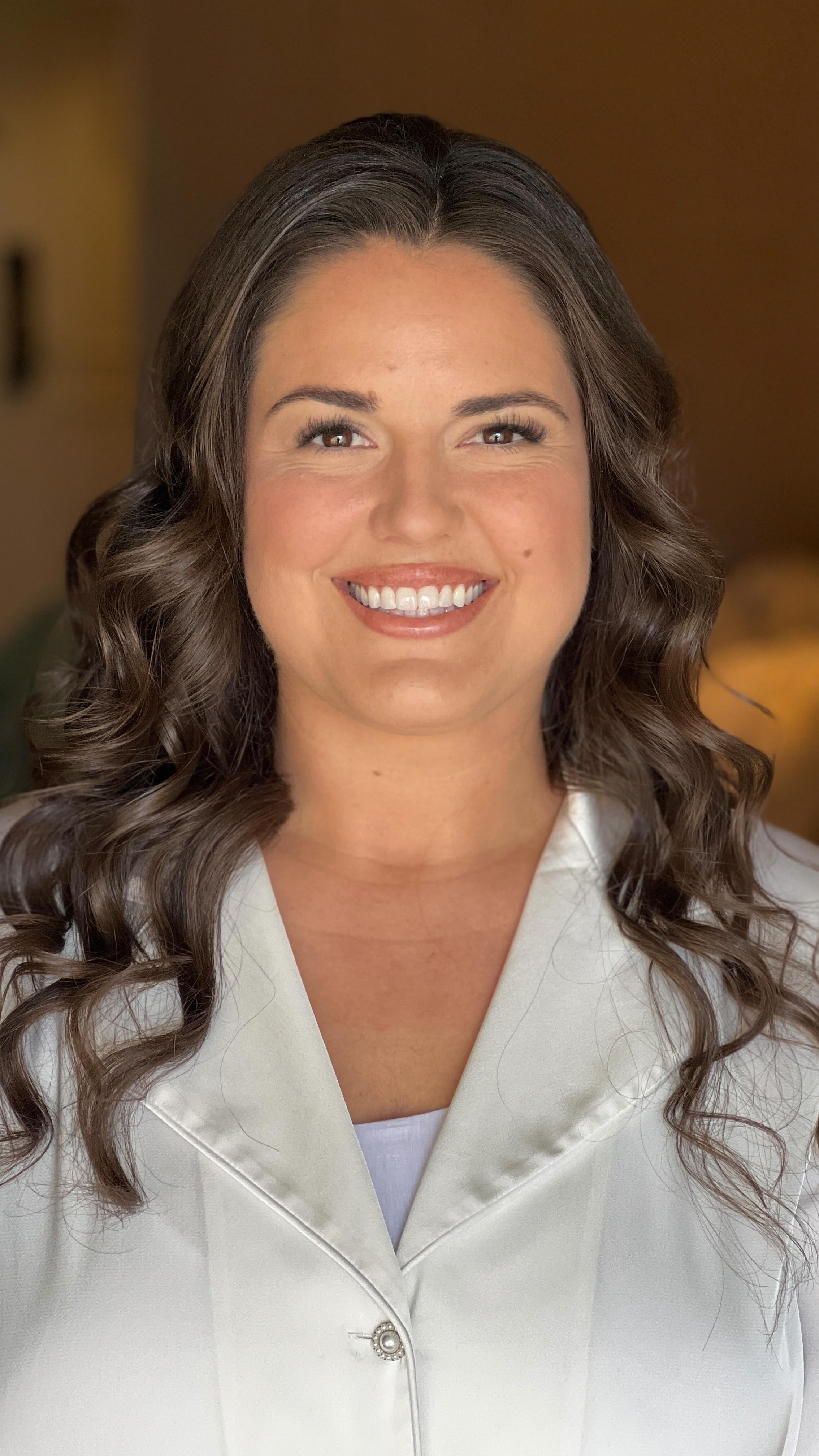 So much has changed since Helene. But one thing that hasn’t changed is how amazing each of our brides are! Today we were suppose to be at the grove park inn but instead we were in charlotte providing services for a bride who still wanted us to be apart of her special day despite plans having to shift! We are grateful! @rachcross7 it was so amazing working with you and we loved the effortless, natural, feature enhanced look you wanted to go with for your wedding day!
Artist Brittney
Stylist Haley