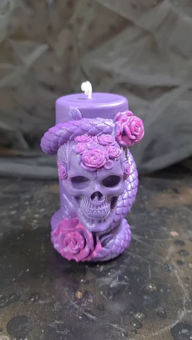 Black light candles available at www.MelmadeScents.com
#candles #handmade #blacklight #melmadescents
