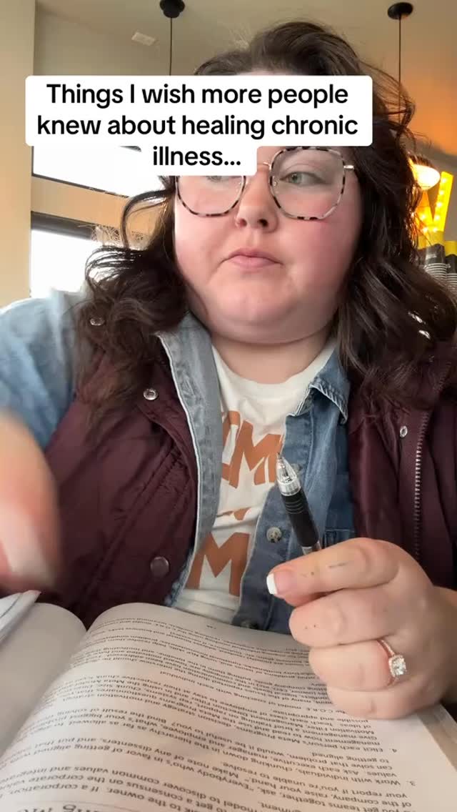 This didnāt fix everything-but it gave me a foundation I never had before. A way to move through illness with more compassion, less shame. You can hold both science and soul. You deserve holistic care that actually sees all of you.
#chronicillnesssupport #CIRS #somaticcoach #nlppractitioner #autoimmunewarrior #healingisnotlinear
#restisproductive