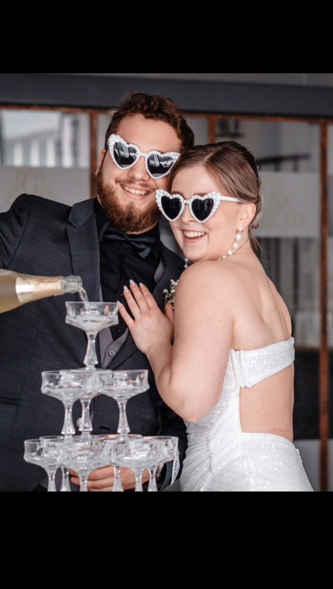 A champagne tower at weddings is becoming increasingly popular. Whether in the afternoon for a champagne reception, or in the evening before the party starts ... 🍾
popping the corks is just great fun.🎉
Maybe you even have a wedding guest whose birthday is?
So you can toast directly with that one. !🥂
#champagnelover #champagnetower #poppingthecork #weddingparty #elegantweddings #bridetobe #weddingdress #weddingphotography #beautifulbride #glamwedding #weddingreception #bridetobe #weddingplanner #weddingday #fujifilmphotography #fujifilmxt4 #weddingideas #togetherjournal #elegantweddings #wed__vibes #weddingphototeam #destinationwedding #bride #hochzeit #hochzeitsfotografie #hochzeitsfotograf
#fotografie #weddinginspiration #weddingdress #weddingday