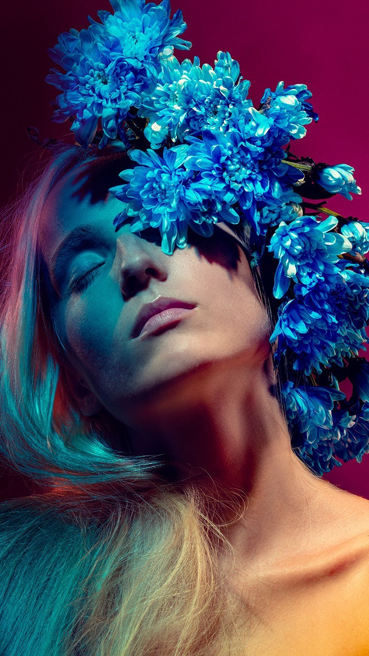 🌷🍊 Immerse yourself in a world of radiant freshness with Lily & Tangerine - an enchanting fragrance that artfully brends the delicate sweetness of white flowers with the invigorating zest of citrusy notes. This scent is a symphony of contrasts, where the bright, fruity top notes dance harmoniously with the lush floral heart, all balanced by a hing of crisp green freshness. Each spritz unveils a vibrand, uplifting experience that delights the senses and leaves an unforgettable impression.
#MaisonLabel #Fyp Reels #NichePerfumery #Lily #Tangerine #LilyAndTangerine #Citrus #Floral #Fragrance #PerfumeLovers #FragranceLayering #CitrusBiss #freshflorals