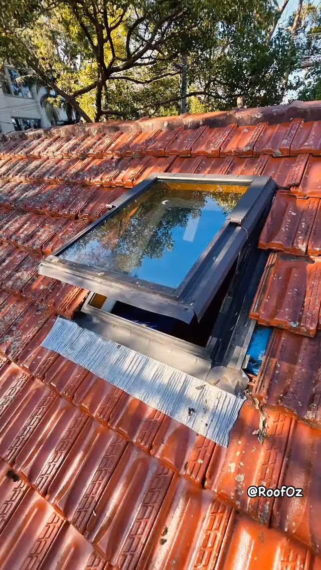💧 Old Skylight Leaking? Get in touch for a free quote today at www.roofoz.com.au or contact Glen directly on 0474 696 975!
We’ve Got You Covered.
This home had a worn-out, leaking skylight — and we replaced it with a brand-new, weather-tight upgrade that floods the space with natural light.
No more drips. No more drafts. Just clean, clear skies above. ☀️🔧
#SkylightReplacement #LeakingSkylight #RoofOzNSW #SydneyRoofing #RoofRepairs #RoofMaintenance #BeforeAndAfter #RoofTransformation #HomeImprovement #BalmoralNSW #TradieReels #RoofingExperts #ClearSkylight #LetTheLightIn #RoofingLife #FixThatLeak #Waterproofing #SydneyHomes #AustralianTradies #HomeRenovation #RooferAustralia #DaylightUpgrade #RoofingContractor #NSWRoofing #SkylightInstallers