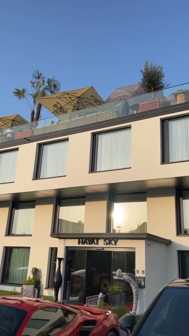 WHITE PARTY JUNE 2025 – What a Night! 🤍
Thank you for the energy, the elegance, and the unforgettable moments.
See you on the rooftop again soon.
#WhiteParty2025 #FenixRust #RooftopVibes #EventRecap #EleganceInWhite #RustNights