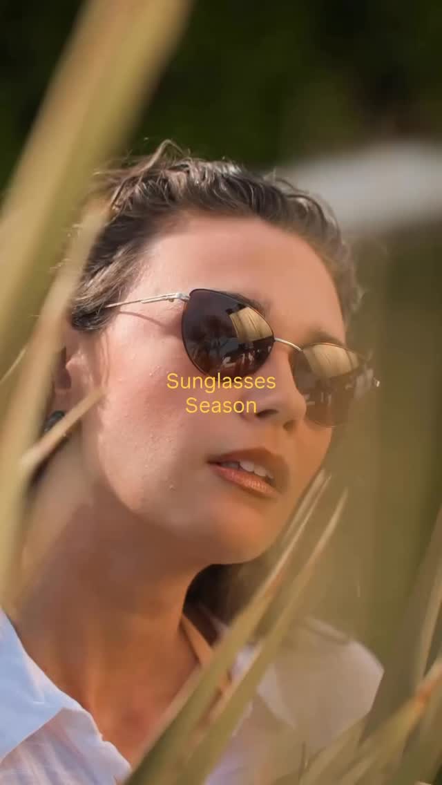 â±ïžPoolside glam for @rosalienelson
ðHair & Makeup by moi @nikkimakeupandhair
ð¶ïž by @glasses_direct
Stylist @sulkydollstyling
Production by @lemonadeproductions
#makeupartist #nikkimakeupandhair #photoshoot #makeup #hairstylist #makeupartistworldwide #fashion #summermakeuplook #poolsideglam