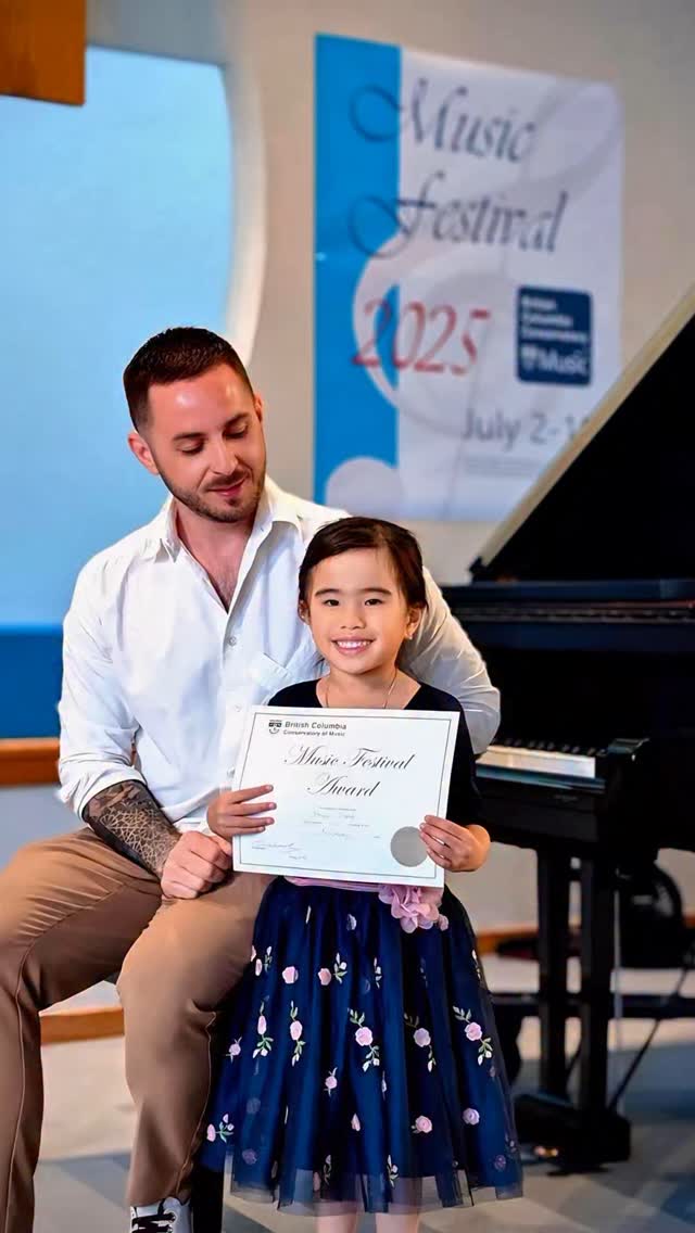 New week, new bling! ✨
Huge applause to our tiniest powerhouses! 5yo Sophia and 6yo Abigail for winning Golds at the BCCM Music Festival.
Starting young, winning big! 🎹🥇
