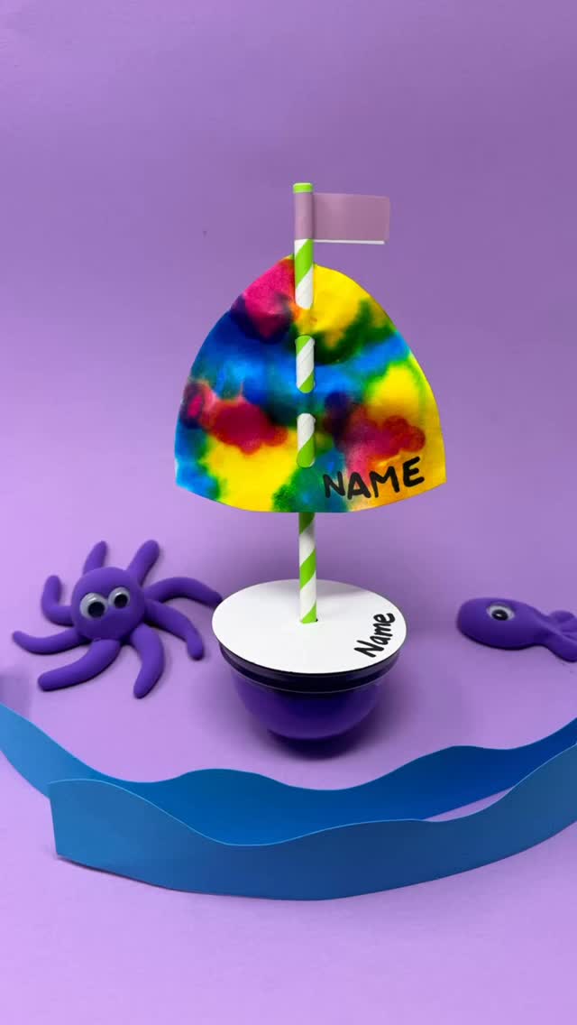 Check out this adorable Transitional Kindergarten project called ‘On the Water’ from the Transportation Kit! Our NEW TK art curriculum is filled with age appropriate and engaging lessons complete prepared for the classroom allowing teachers to simple enjoy the art making experience with their students!
#tkart #transitionalkindergarten #earlychildhoodart #earlychildhoodeducation