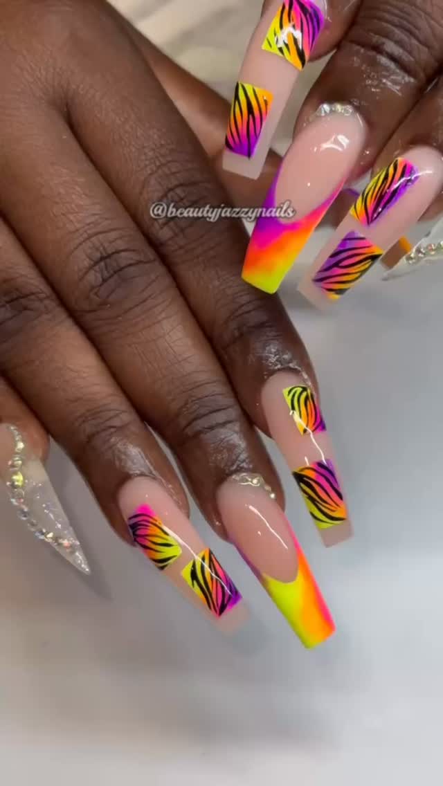 💅✨ LUXURY NAILS. NEW CITY. SAME SLAY. ✨💅
From LA ➡️ Fairfax, VA — I’m Jazzmin Baez, your new go-to for custom, bougie nails that speak fluent confidence 💖🎨
🎀 Custom-crafted.
💎 Always luxe.
🔥 Booking opens for October 2025 — and baby, spots go FAST.
📲 Booking link: https://calendly.com/beautyjazzynails/60min
Website: https://www.beautyjazzynails.com/
#beautyjazzynails