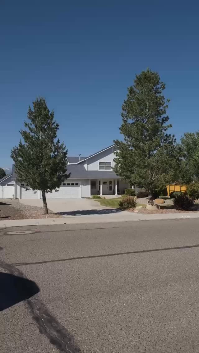 🏡 FOR SALE | 1131 Country Club Dr, Minden
This one’s got it all — a spacious lot in Saratoga Springs with stunning Sierra views, a detached workshop, and a beautifully polished garden that’s ready for summer. 🌄🌿
📍Open House: Thursday, 7/17 | 4PM - 7PM
Come take a look — you won’t want to miss this setup!
#MindenRealEstate #OpenHouse #ForSale #SaratogaSprings #NevadaViews #RealEstateNevada #CountryLiving