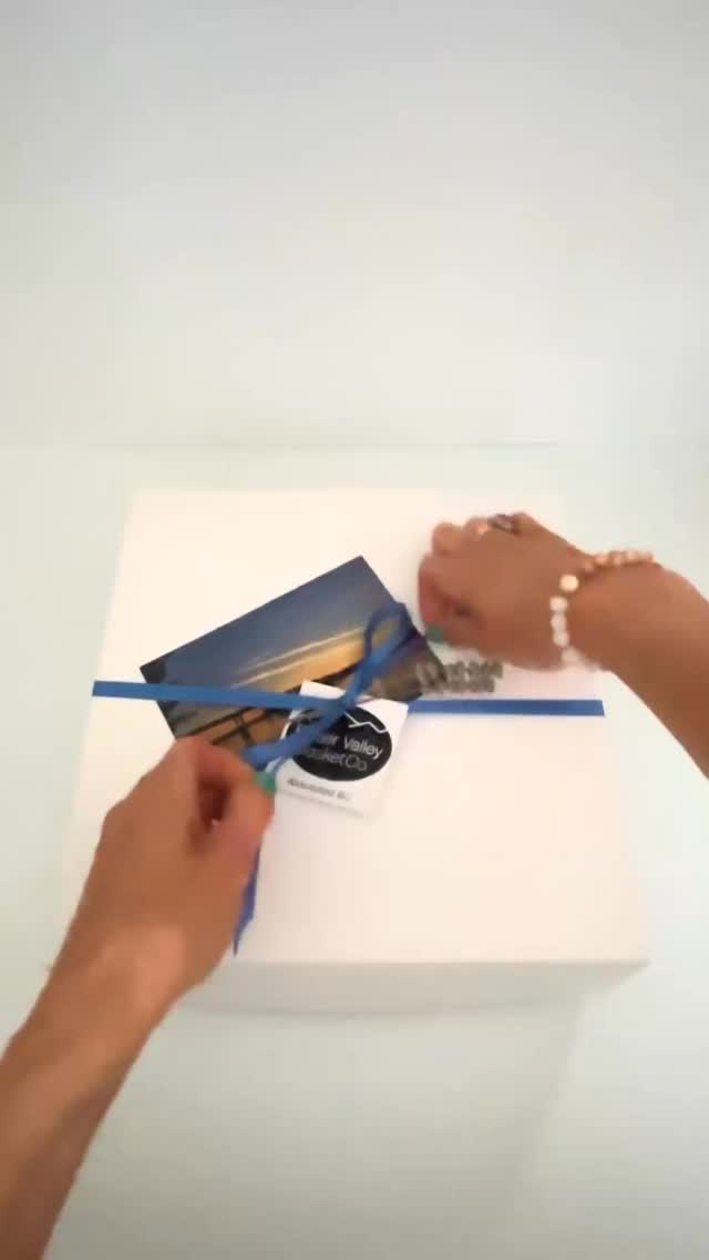 Welcome to Abbotsford!
I’ve curated a new gift box filled with incredible products from right here in Abbotsford—perfect for housewarmings, thank-you gifts, employee relocations, or just to share a little local love.
This box includes:
🍺 Field House Brewing beer
🥂 Tourism Abbotsford beer glasses
🍫 ChocolaTas salted caramels
🍓 Squeeze Goods freeze-dried fruit
☕ Mukasi Coffee Roasters beans
🕯️ Soapscapes candle & matches
🍦 A $25 gift card to Banter Ice Cream
📍 Plus stickers and brochures from Tourism Abbotsford
@tourismabbotsford
@bantericecream
@fieldhousebrewing
@soap.scapes
@chocola_tas
@squeezegoods
@mukasicoffee
Know someone new to the city, or want to surprise a local with something special? This is for them!
https://www.fraservalleybasketco.com
#WelcomeToAbbotsford #AbbotsfordLocal #GiftBox #FraserValleyGifts #ShopLocalBC #AbbotsfordGifts #FieldHouseBrewing #ChocolaTas #SqueezeGoods #MukasiCoffee #Soapscapes #BanterIceCream #TourismAbbotsford #HousewarmingGift #ThankYouGift #ClosingGift #RelocationGift #SupportLocalBusinesses #FraserValleyBasketCo