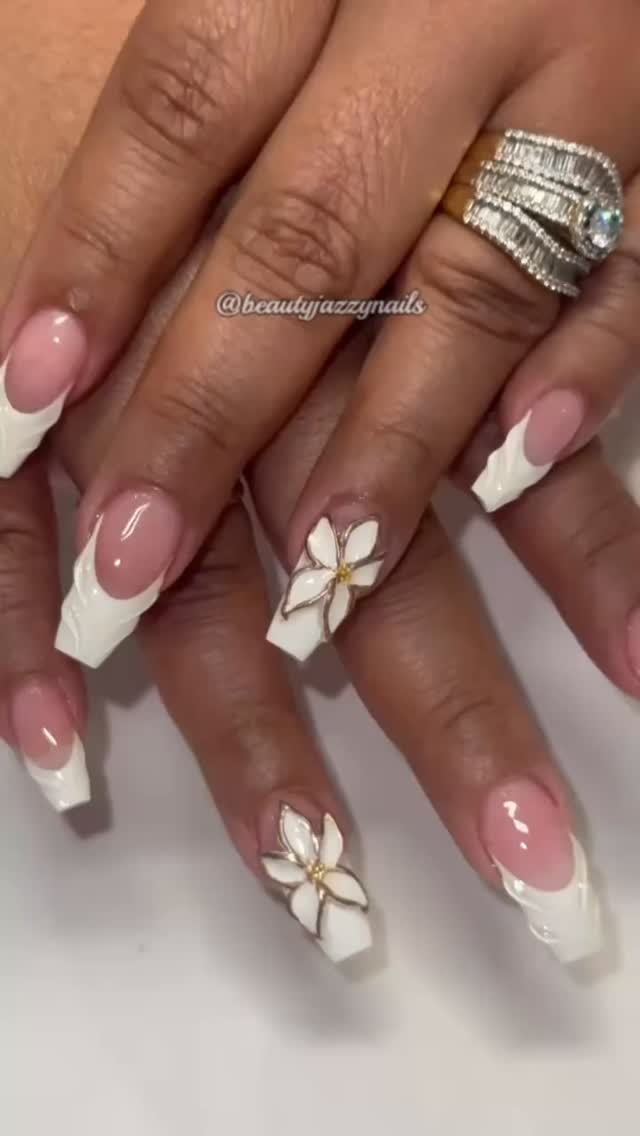 💅🏽✨ Glam Has a New Zip Code ✨💅🏽
From the heart of Los Angeles to the charm of Fairfax, Virginia — I’m Jazzmin Baez, your new go-to for custom, beautiful nails that demand attention 💖💎
Whether you crave bold, statement sets or soft, luxe glam, I create nail art that’s anything but ordinary. Every detail is designed to reflect your power, beauty, and energy.
📍Fairfax, VA — October 2025
💋 Custom. Luxury. Unapologetic.
Get ready to get #beautyjazzynails
📲 Booking opens soon — stay tuned, DMV queens 👑
https://calendly.com/beautyjazzynails/60min
Website: https://www.beautyjazzynails.com/