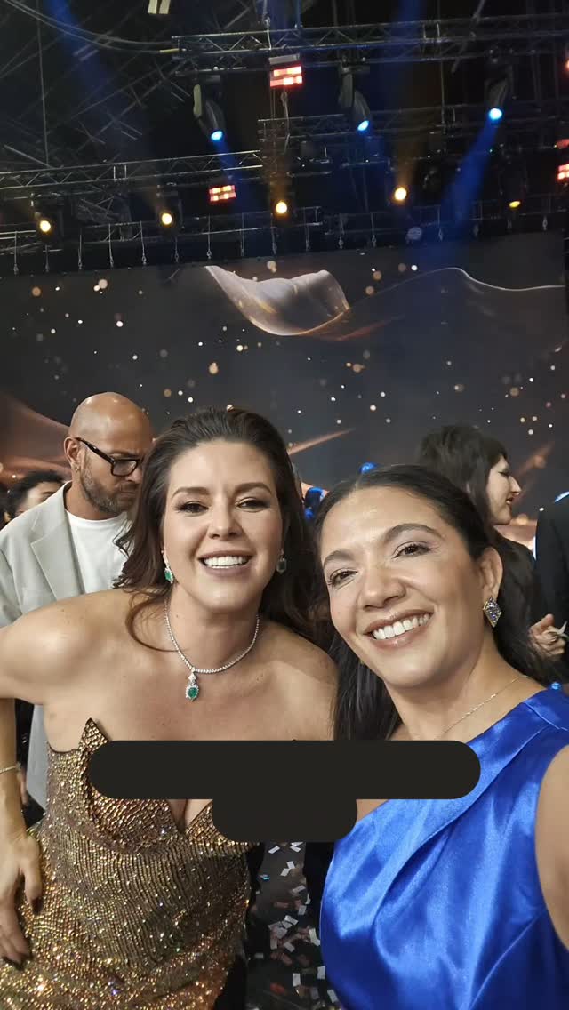 Un evento imperdible en America Latina. Miss Universe Latina. Un homenaje a la diversidad y belleza latina.
Con 29 años Yameliex Hernández, Dominicana residente de la ciudad de New Jersey se lleva la corona el día de hoy.
Nos acompañó Alicia Machado, Jackeline Bracamontes, Katy Vizcarra entre otras personalidades.
@muniverselatina @byvizcarra @jackybrv @dralorenapinzon