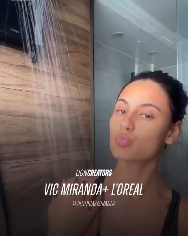 💇♀️ Cabelo de atleta também merece cuidado de salão!
A @victoriasmiranda se jogou no teste da nova linha Bond Repair, de L’Oréal Elseve, e mostrou que dá, sim, pra conciliar rotina intensa de treinos com fios fortes, saudáveis e bem tratados.Uma parceria que conecta performance, beleza e autoestima, do jeito que a gente ama ver!
Confere esse match poderoso e se inspira com a Vic nessa jornada de autocuidado! ✨💪
#VictoriaMiranda #ElseveBondRepair #ForçaÉBeleza #LOréalParis #AutocuidadoEmAlta