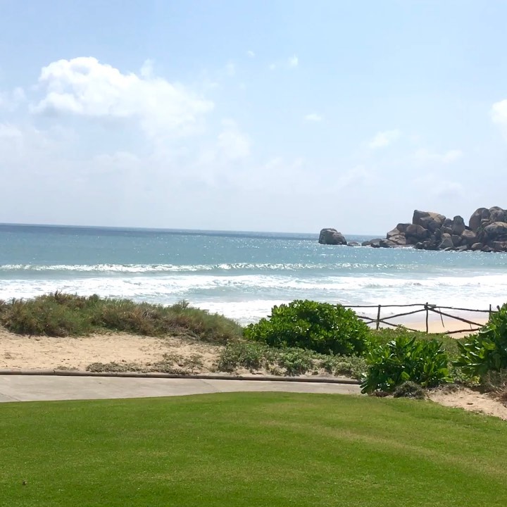 Not bad here either @matt_ballard_
The East Course at The Dunes in Shenzhou Peninsular is a pretty good place to spend a day.
#pacificgolfmanagement #puregolftours #chinagolfweek #greattrack #thedunesshenzhou #golftour #tournament