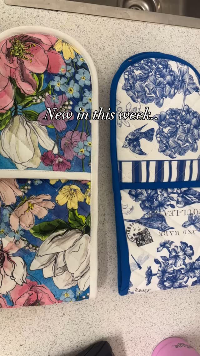 New items in this week ..
Instore at Collective Dreams (193 Stafford Street, Timaru)
Online www.thebluehare.co.nz
New display coming Friday morning instore
#countrystyle #fridays #newarrivals #countryhome #timaru