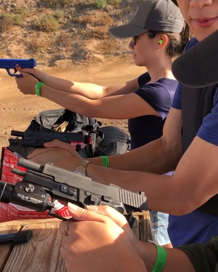 Learn how to properly grip a pistol in 6 seconds!!🤘🏻
.
.
.
Follow @bonbonsafety for more!
.
#bonboninstruction #bonbonsafety #gun #guns #tactical #pewpew #2a #usa #army #america #gunsofinstagram #military #firearms #2ndamendment #pistol #weapons #shooting #9mm #girlsandguns #girlwhotravels #entrepreneur #success #business #startup #startups #businessowner #successmindset #losangeles @americanpatriottactical