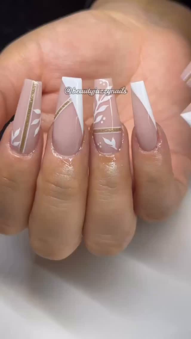 💅🏽✨ Glam Has a New Zip Code ✨💅🏽
From the heart of Los Angeles to the charm of Fairfax, Virginia — I’m Jazzmin Baez, your new go-to for custom, beautiful nails that demand attention 💖💎
Whether you crave bold, statement sets or soft, luxe glam, I create nail art that’s anything but ordinary. Every detail is designed to reflect your power, beauty, and energy.
📍Fairfax, VA — October 2025
💋 Custom. Luxury. Unapologetic.
Get ready to get #beautyjazzynails
📲 Booking opens soon — stay tuned, DMV queens 👑
https://calendly.com/beautyjazzynails/60min
Website: https://www.beautyjazzynails.com/
