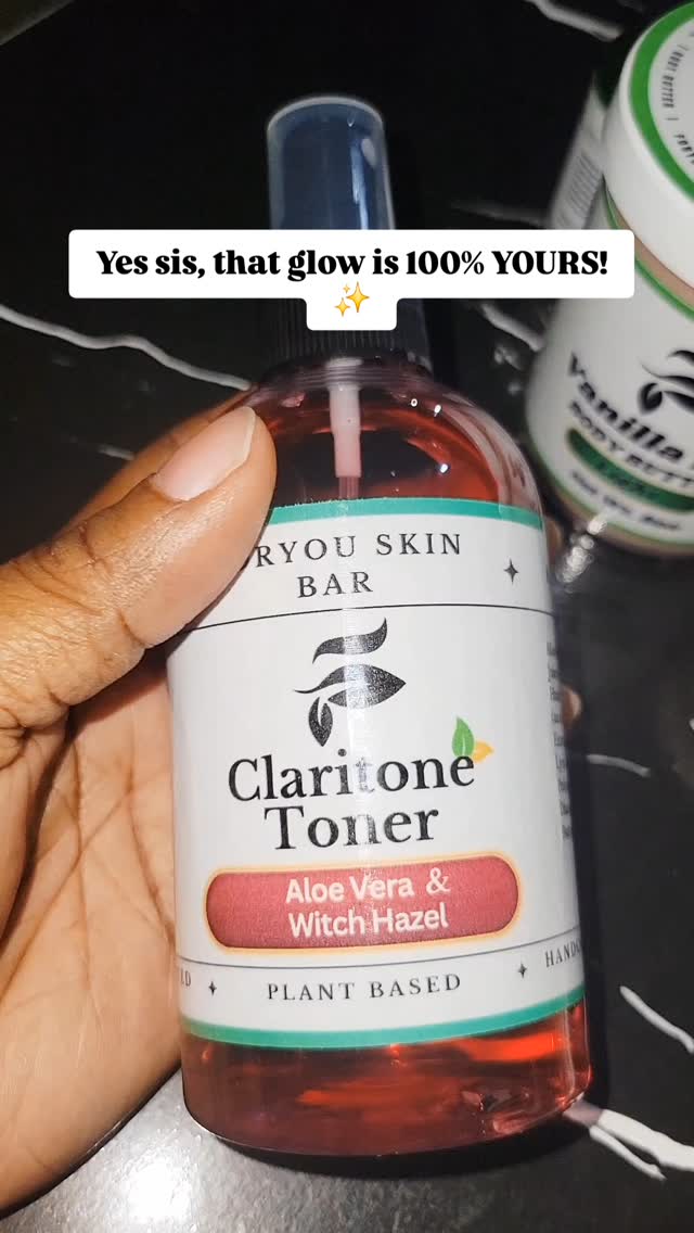 No filters. No magic tricks.
Just your skin looking clear, bright, and even — thanks to our Claritone Toner.
Aloe Vera Juice – Calms inflammation & hydrates deeply
Rose Water – Balances and refreshes skin
Hibiscus Extract – Gently exfoliates & boosts glow
Goji Berry Extract – Packed with antioxidants to fade dark spots and support skin repair
Whether you’re dealing with acne spots, hyperpigmentation, or dullness, Claritone helps your skin feel fresh, look radiant, and own its natural beauty every day.
Clear skin isn’t borrowed — it’s yours.
#claritonetoner #darkspottreatment #hyperpigmentationhelp #acnespottreatment #glowupnaturally #melaninglowja #aloeveraforskin #rosewaterbenefits #hibiscusskincare #gojiberryskincare #caribbeanskincare #smallbatchskincare #clearskinjourney #foryouskinbar
