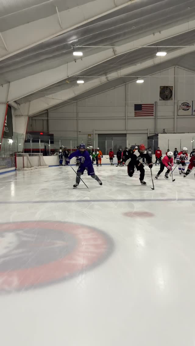 for the boys!!
sorry we missed all of your sickkkkk goals but at least we got this gem 😂
#tcs #tcstrainingcenter #icehockey #hockey #skating #powerskating #edges #onice #blooper #bloopers😂