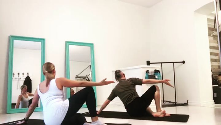 Playing with a sidebend/plank combo at the end of a mat workout yesterday