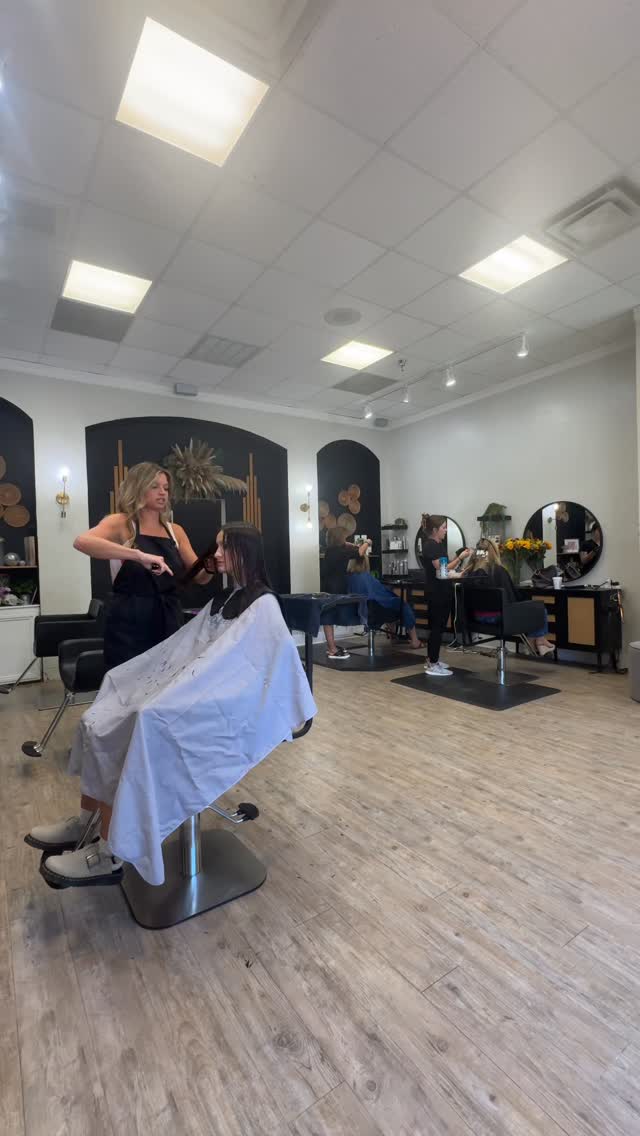 ✨ We’re expanding our Bhaute family! ✨
Are you motivated to grow—not just your clientele, but your skills, too? At Bhaute Salon, we’re looking for stylists who are:
✔️ Passionate about healthy, lived-in hair transformations
✔️ Excited about ongoing education + building new skills
✔️ Team-oriented and supportive (no matter your role)
✔️ Professional, motivated, and client-focused
Whether you’re commission, renting, part-time, or full-time—at Bhaute, we operate as one team. That’s the Bhaute difference.
We know the hair world is evolving, and we’d love to find the perfect fit that aligns with your home, life, and work balance. Family always comes first here at Bhaute.
📩 Email bhautecollective@gmail.com or text 817-673-3518 to learn more about joining the Bhaute team.
#bhautesalon #dfwsalon #nowhiring #colleyvilletx