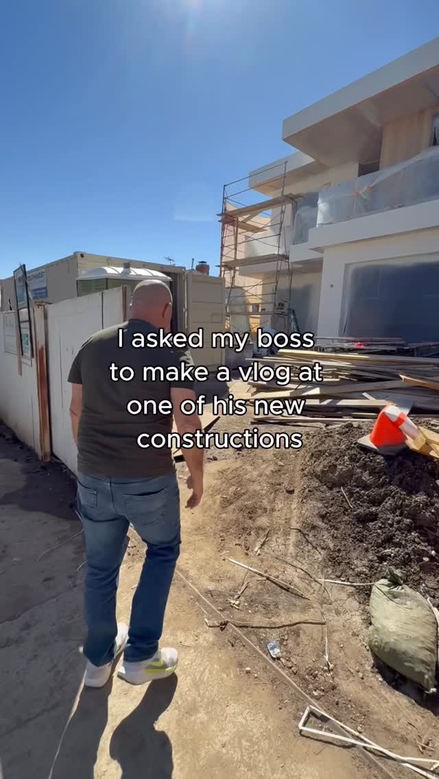 It’s like he’s a pro or something!!!
#a1constructionanddesigns #construction #luxuryhomes #luxuryliving #modernhome #building #luxurypools #rooftop #losangeles #beverlyhills #design #interiordesign #exterior #remodel #rebuild #teardown #demo #explore #framing #concrete #rebar #sitework #demolition #pool #spa #forklift