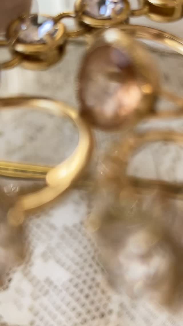 I’m realizing that I have not posted in over a month.. this is a horrible marketing strategy 😅 BUT, I am working on several really fun custom projects right now that I am quite excited about!
Message me to start any custom project! Get your orders in before my busy season starting in October!
#customjewelry #jewelrydesign #handmadejewelry #shopsmall #customengagementring #bespokeengagementring #bespokejewelry