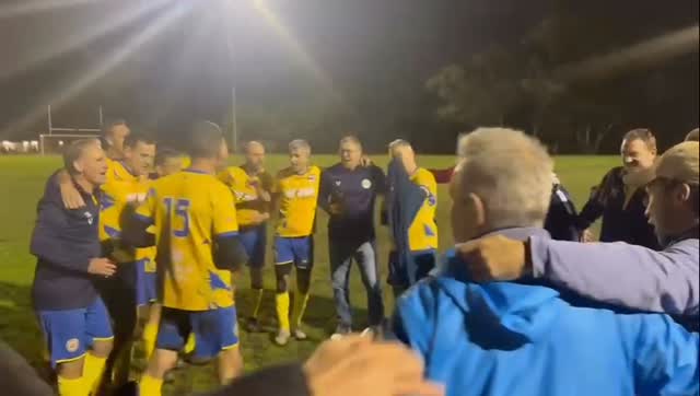 Menโs 45s Div 2s sang loud and proud last night after securing their place in the Grand Final! ๐๐
The Menโs 45s Div 2s secured their place in the grand final after a 2-0 win against Gladesville Ravens at Koola Park last night!
Bring on the GF!
Saturday 30 August - 6.45pm kick off at Northbridge Oval vs Northbridge.