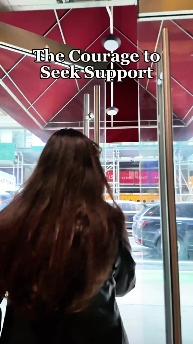 Now accepting new clients in the entire state of New York! Leen Jabri, MA, MHC-LP — offers bilingual, trauma-informed therapy with empathy and expertise. Get started on yoru journey today! 🌿
#NYCTherapist #MentalHealthSupport #TraumaInformedTherapy #TherapyIsForEveryone #BilingualTherapist #DrFallonsPractice #HealingTogether #ConnectedConversations