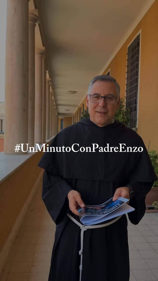 #DentroSanPietro | Le fontane “quasi” gemelle di Piazza San Pietro, tra simmetrie apparenti e simboli nascosti: un racconto visivo tratto dal nuovo numero del magazine @piazzasanpietromagazine. ✨
Pur apparendo identiche, le due fontane collocate al centro degli emicicli del colonnato raccontano una storia secolare.
Dalla voce di Padre Enzo, scopriamo come l’acqua – l’“oro bianco” – diventi segno di bellezza, armonia e spiritualità nella scenografia di Piazza San Pietro.
📖 L’approfondimento completo è disponibile nel nuovo numero della rivista Piazza San Pietro.
#dentrosanpietro #piazzasanpietro #FontaneDelMaderno #FontanaBernini #PadreEnzo #papaleonexiv #fede #bravagente #RivistaPiazzaSanPietro #curiositàvaticane