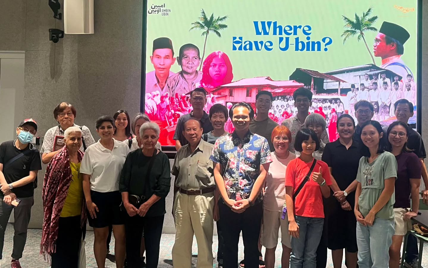 Had a cosy storytelling session with some wonderful folks last Friday night (22 Aug) at the Central Public Library as part of All Things Singapore 2025!
I thoroughly enjoyed the Q&A session we had after the talk and I'm heartened to receive much commendation from the participants as they learned more about @ambin.ubin and our efforts in giving the Ubin Orang Pulau community a platform to keep our islander stories and cultural practises alive.
Special thanks to @nationallibrarysg for the opportunity; Ashif for being a wonderful emcee, Aqilah for the logistics and this photo, and everyone who came down!
(Also, now you know why they say people with large foreheads have a 'bright' future heh)