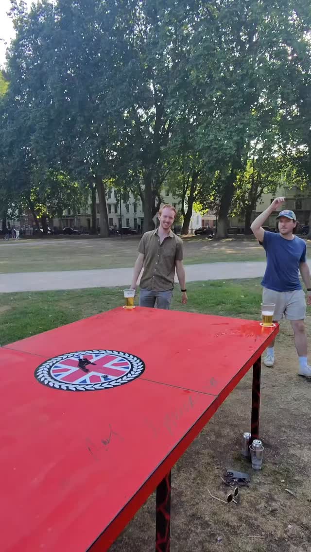 One of the funniest clips from the Bristol event ๐ญ
More actual Dye footage coming soon, stayed tuned people ๐
#dyeislife #beerdie #dye #sports #drinking #games #university #students #socials #unisocials #drinkinggames #freshers #beerpong #beer #events #stag-do #summer #outdoorgames