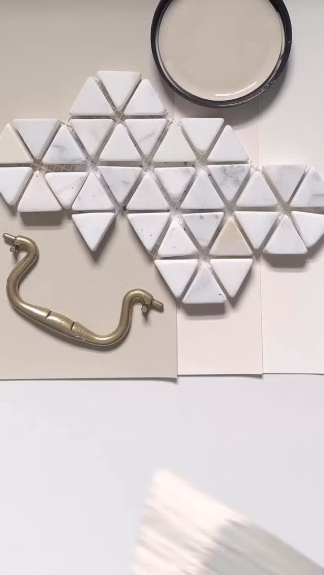 Kitchen cabinet color crush!
@benjaminmoore Revere Pewter is beautiful on walls but have you tried it on kitchen cabinets?
 
Why is this neutral shade so popular? It’s dark enough for well lit spaces but won’t feel too heavy in smaller rooms. It’s the perfect balance of beige and gray which makes it versatile for a wide variety of decorating styles. 
A slight hint of green makes it a beautiful pairing for a variety of woods including oak, walnut, maple, or mahogany.
It’s beautiful on walls but it’s also stunning on kitchen cabinets, a bathroom vanity or interior doors when you’re looking for that perfect “mushroom” shade.
How would I style it on kitchen cabinets? 
Comment YES and I will DM you a link to my free kitchen design board.
For more Benjamin Moore colors don’t forget to follow along, like and share your favorites! I create new reels weekly. Plus keep an eye on my Stories for mood boards and blog post announcements.
#interiordesign #homedecor #paintcolorinspiration #paintcolors #benjaminmoore #paintcolorconsultant #kitcheninspiration #styleinspo