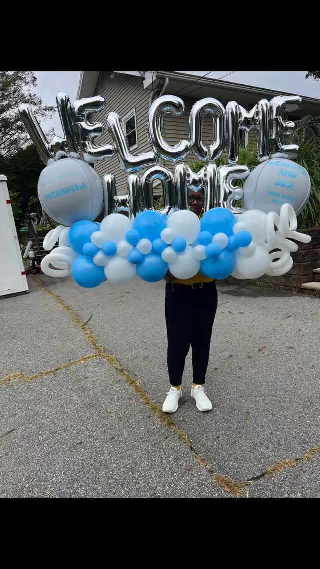 Συγχαρητήρια για το νέο σας σπίτι! 🏡🎉 Αυτή η μπαλονοανθοδέσμη είναι μια μικρή ευχή για χαρά και ζεστασιά καθώς ξεκινάτε αυτό το όμορφο νέο κεφάλαιο. Σας εύχομαι ευτυχία και αμέτρητες όμορφες στιγμές στο καινούργιο σας σπίτι
Congratulations on your new home! 🏡🎈 May this balloon bouquet bring joy and warmth as you begin this exciting new chapter. Wishing you happiness and many wonderful memories in your new space
#Housewarming #NewHome #BalloonBouquet #Συγχαρητήρια #ΝέοΣπίτι #WelcomeHome #CelebrateWithBalloons #HappyHome
#realtorapproved