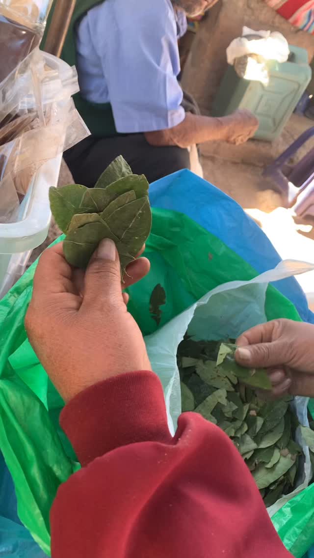 Así antes hacían los kintus, precioso, queda como una rosa....