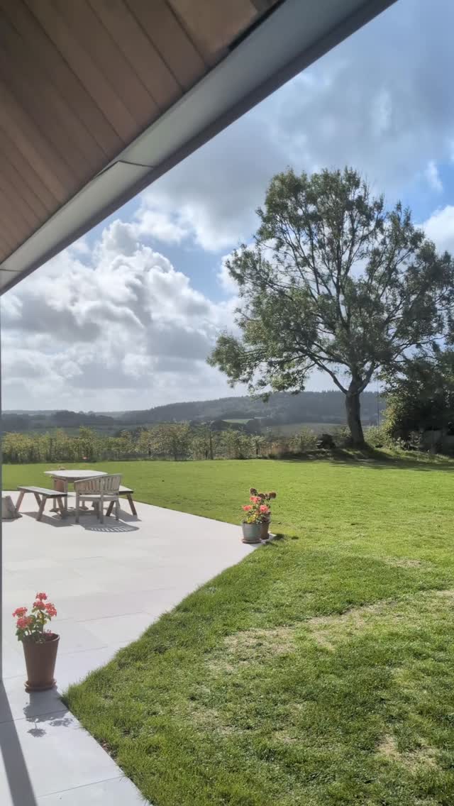 Stunning views over the Vale of Wardour from an exciting incoming new design project
#gardendesignwiltshire #gardendesigndorset #