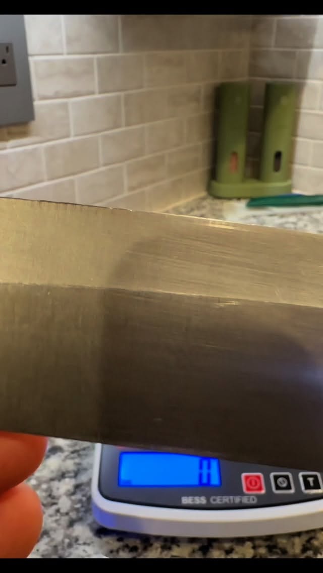 Another reel from a recent client, this time showing how chewed up the edge was and the tip was broken off. Our standard sharpening package included all of this repaired and back to working better than new! Was able to sharpen to a sub 200 BESS score which is razor sharp. Reach out today for your knife needs in the grove city area! #pinnacleedge