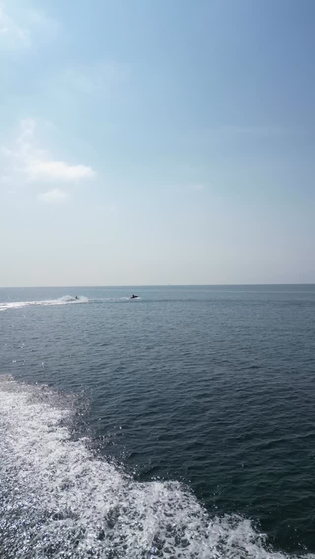 Every ride is different, but the feeling is always the same. The splash of the waves, the rush of speed, and the unbeatable views of Dorset’s coastline.
This isn’t just jetskiing, it’s a lifestyle. One that we’re proud to make accessible, easy, and endlessly exciting.
#JetskiAdventure #NewWaveClub #JurassicCoast #OnTheWater