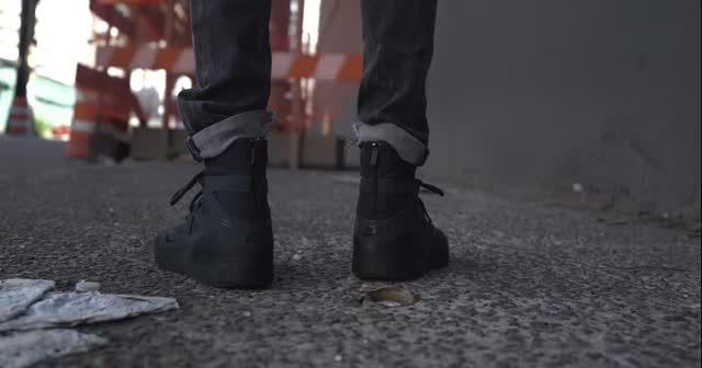 Crafted, not mass-produced.✨ Exclusive drops. Timeless design. Made in-house, for those who move different.
#LuxuryStreetwear #ArtisanClothing #MadeInHouse #ElevatedStyle #LimitedEdition #SlowFashion #WearableArt