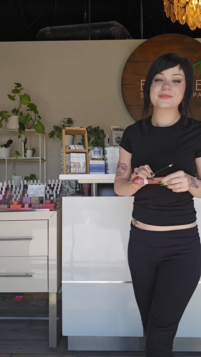 In love with our Evolve Lip Balm Butters! 🥰 #salon #beauty #wellness @sb.the.esti @stelladaviscosmetology @the_hairartistry