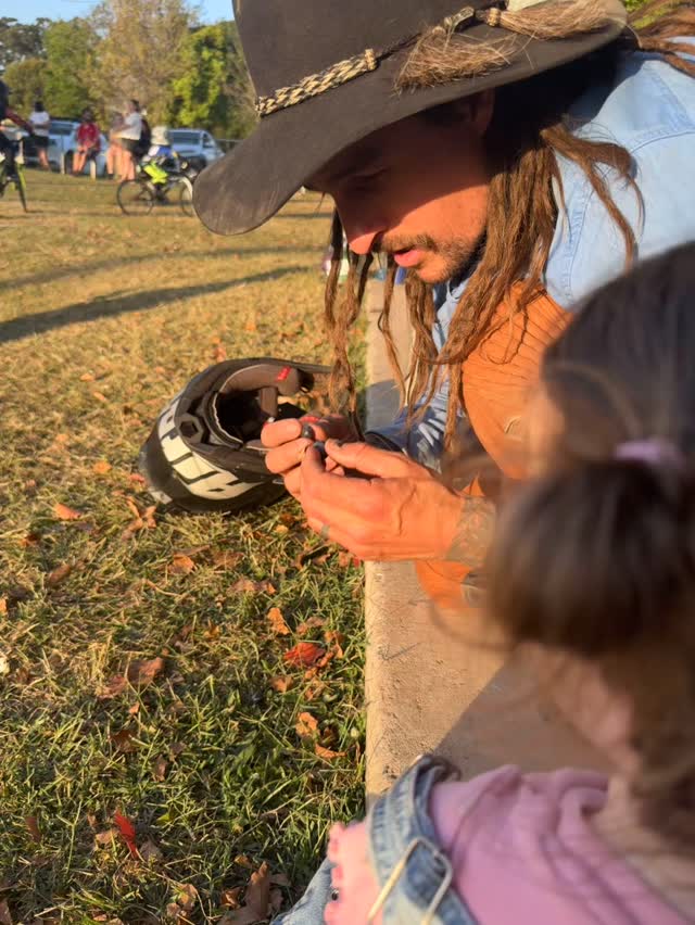 When organic blueberries are $16 a punnet, you pick them up out of the grass and eat them when Banksia drops them 🤣 🙈
