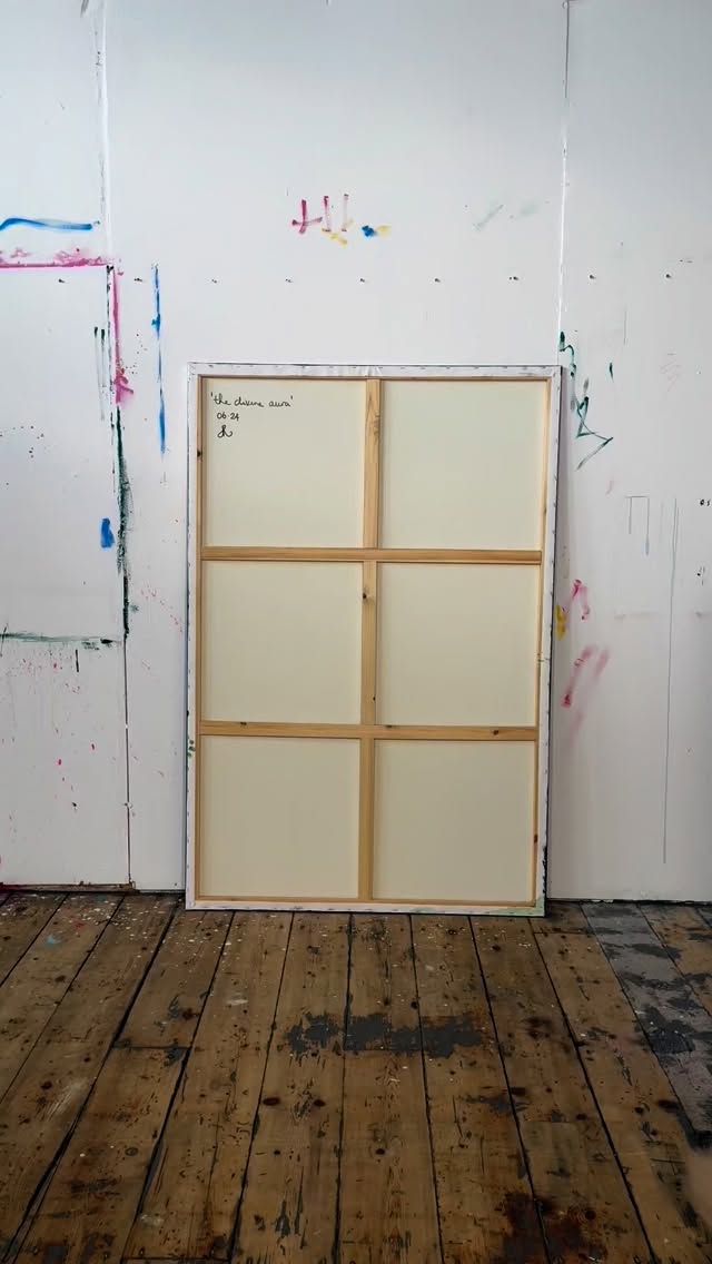 ‘The Divine Aura’
150cm x 100cm
Acrylic and gold leaf on canvas
𝗔𝗩𝗔𝗜𝗟𝗔𝗕𝗟𝗘.
Email: artbyjessicah@outlook.com